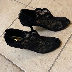 Sexy Black Lace/faux suede Stiletto Ankle Bootie